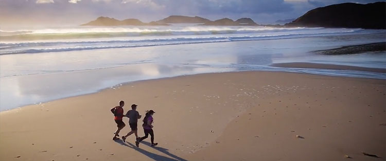 Multisport-ocean-beach-run