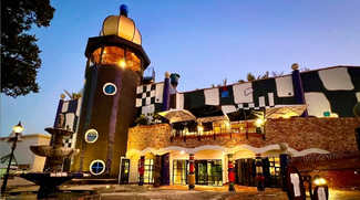 Hundertwasser Art Centre