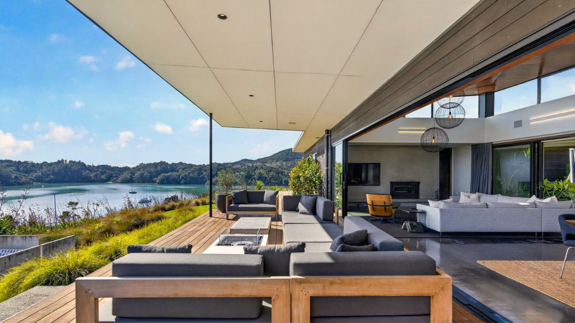 nook-bay-house-whangarei-heads-luxury-stay