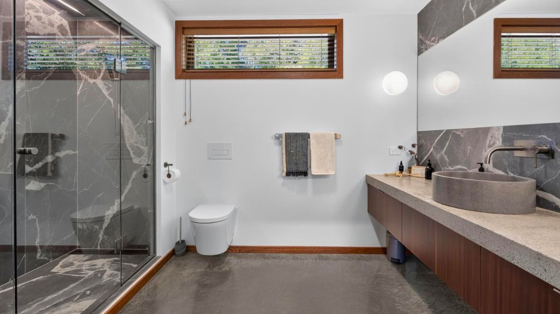 nook-bay-house-with-pool-in-whangarei