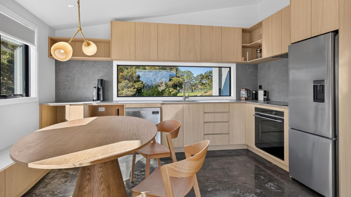 whangarei-heads-airbnb-at-nook-bay-house
