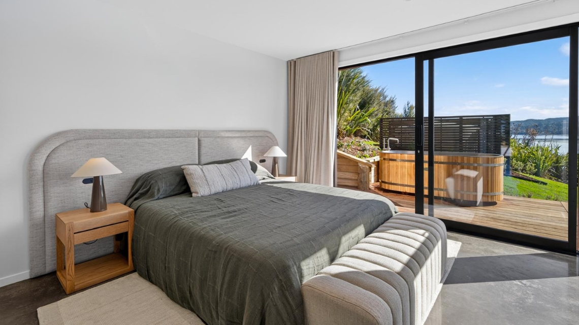 whangarei-heads-airbnb-at-nook-bay