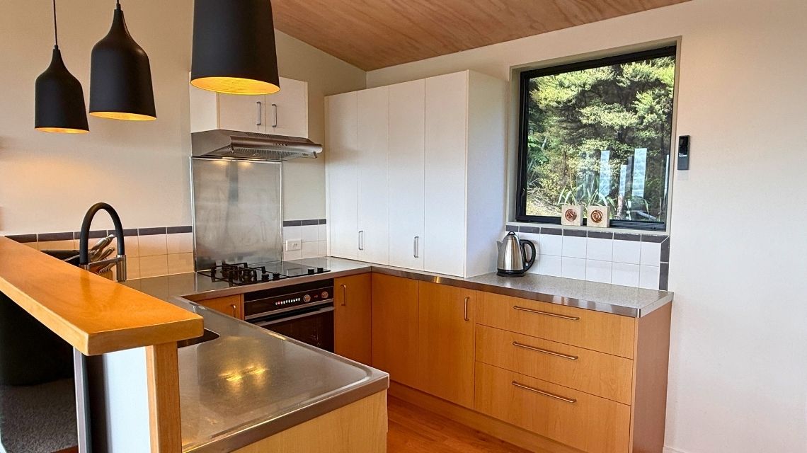 te-huia-kitchen-with-airconditioning